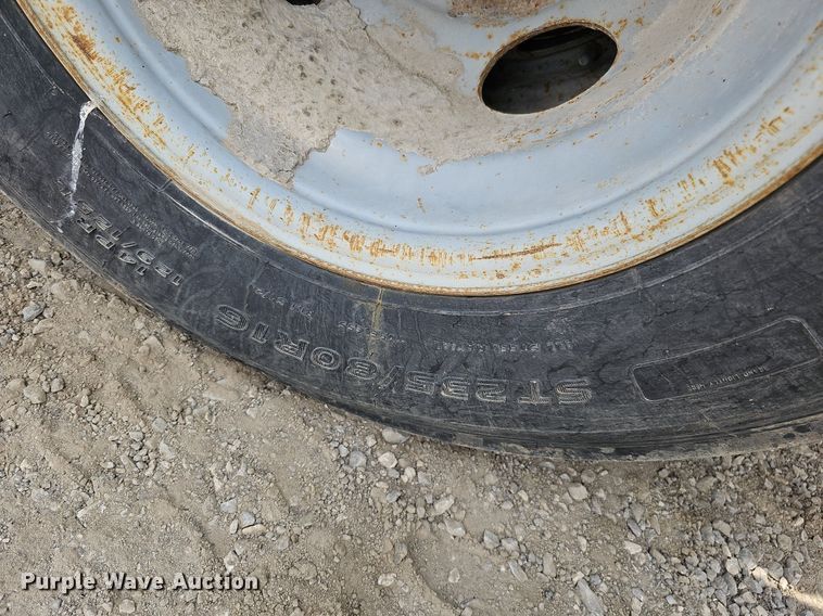 image for item DS6414 2007 PJ  equipment trailer