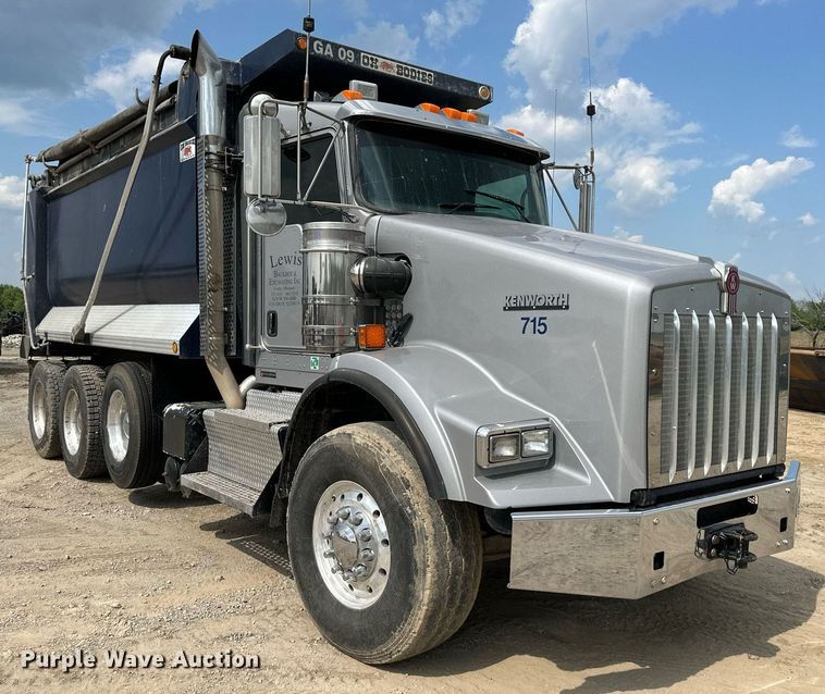 image for item DS6415 2016 Kenworth T800  dump truck