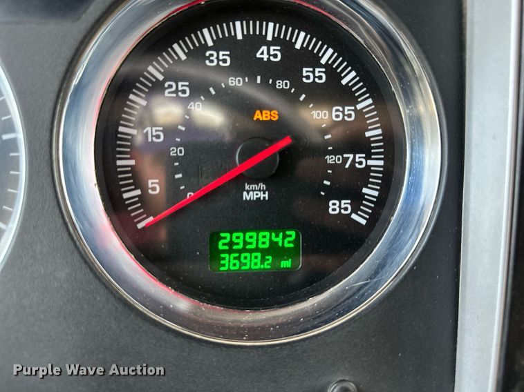 image for item DS6415 2016 Kenworth T800  dump truck