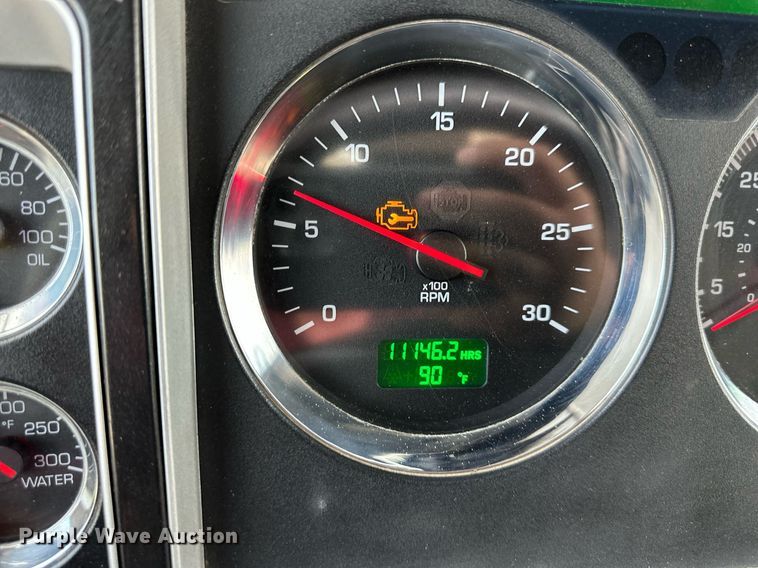 image for item DS6415 2016 Kenworth T800  dump truck