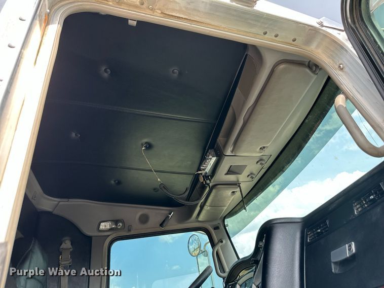 image for item DS6415 2016 Kenworth T800  dump truck