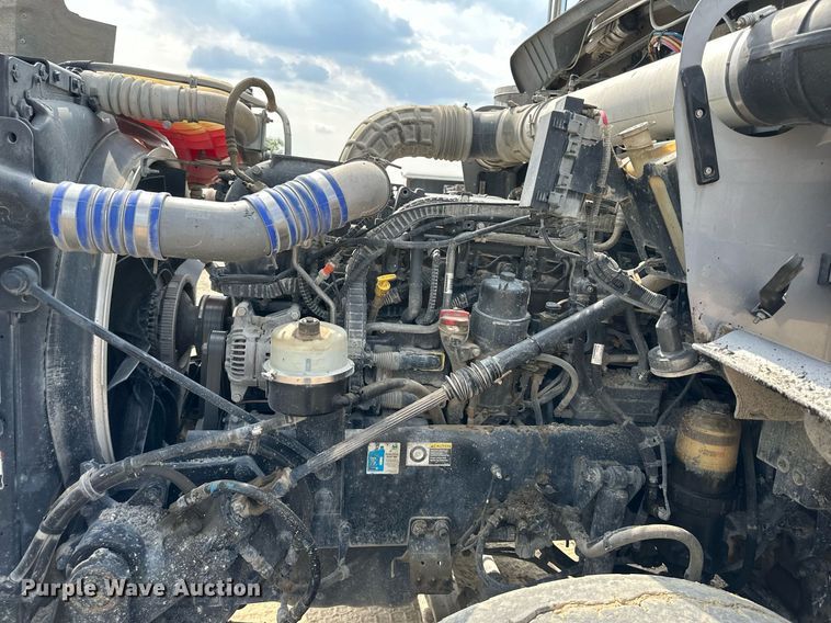 image for item DS6415 2016 Kenworth T800  dump truck