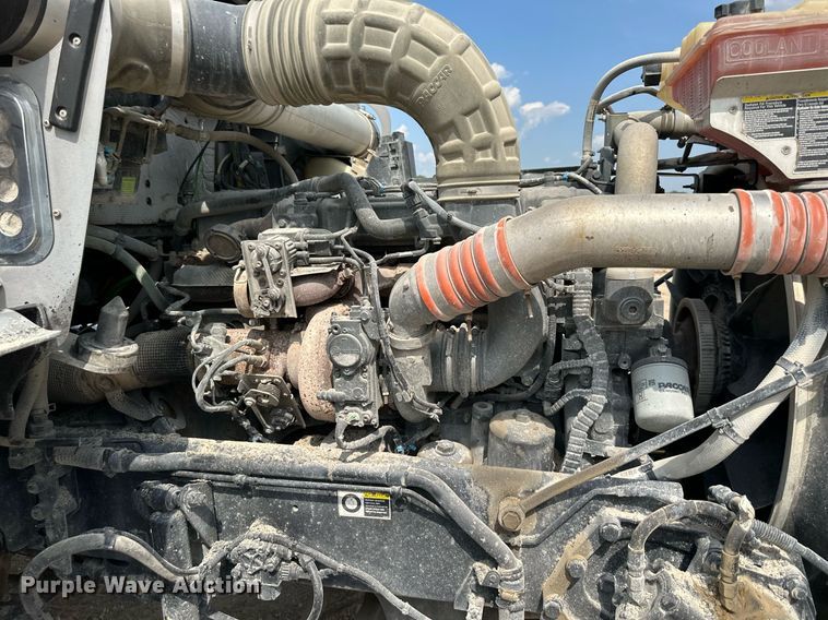 image for item DS6415 2016 Kenworth T800  dump truck