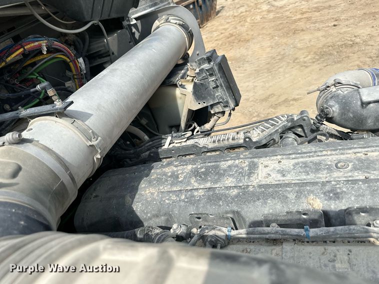 image for item DS6415 2016 Kenworth T800  dump truck