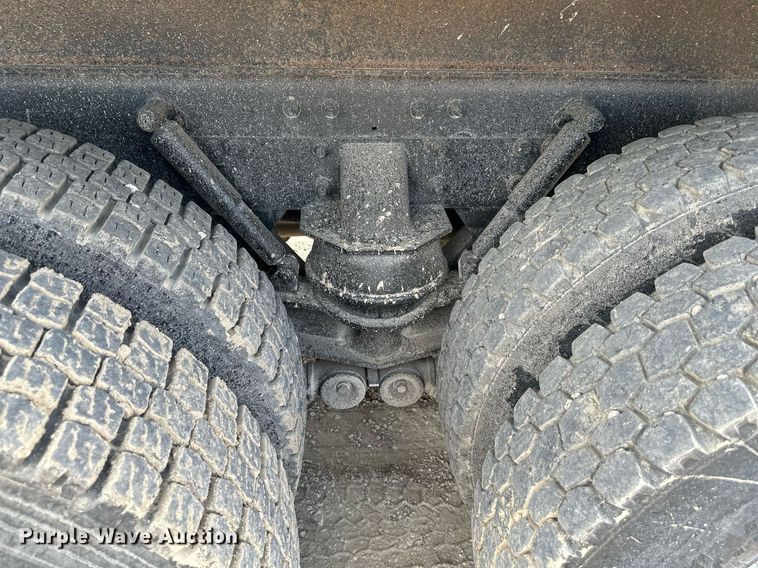 image for item DS6415 2016 Kenworth T800  dump truck