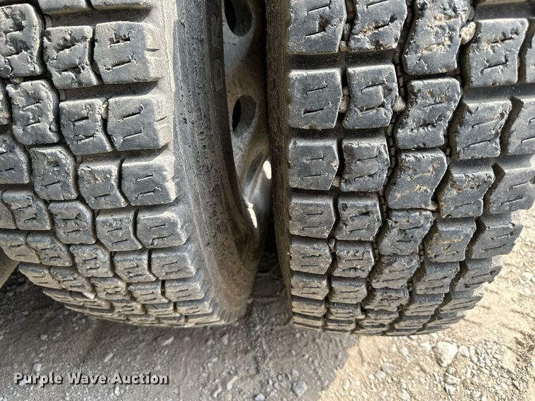 image for item DS6415 2016 Kenworth T800  dump truck