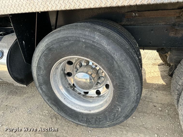 image for item DS6415 2016 Kenworth T800  dump truck