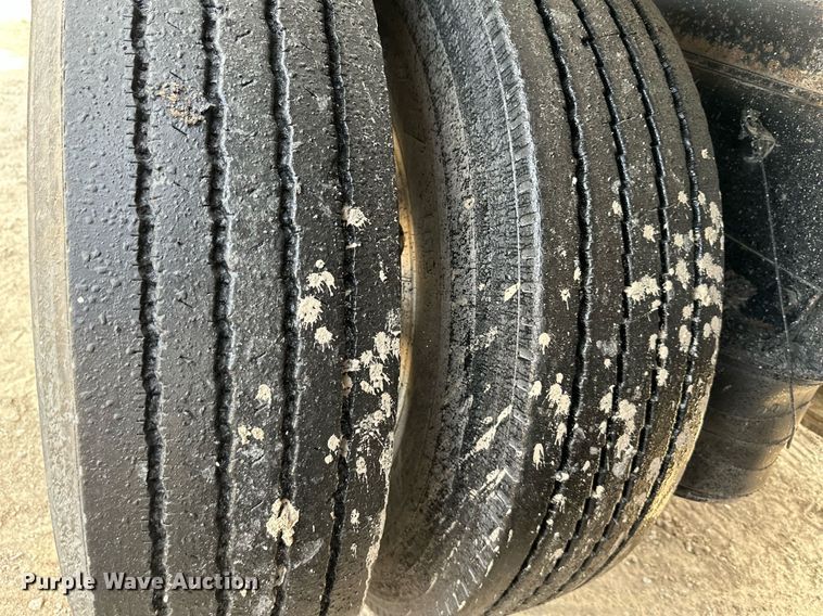 image for item DS6415 2016 Kenworth T800  dump truck