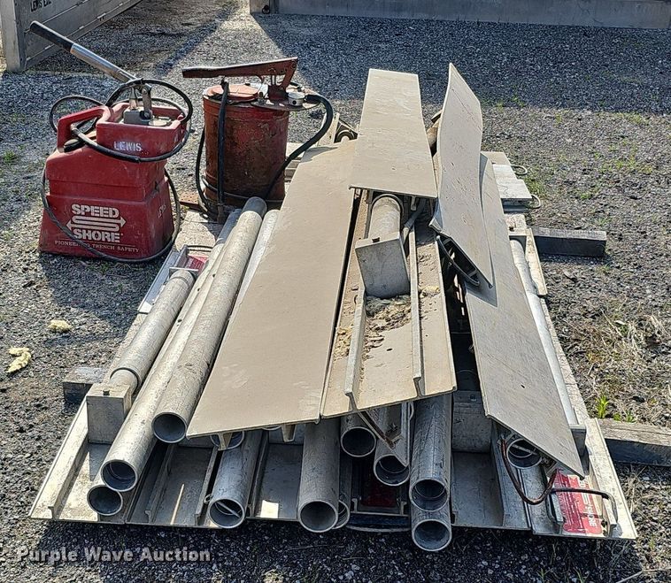 image for item DS6417 Speed Shore  trench safety equipment