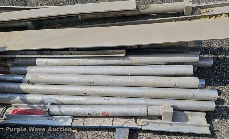 image for item DS6417 Speed Shore  trench safety equipment