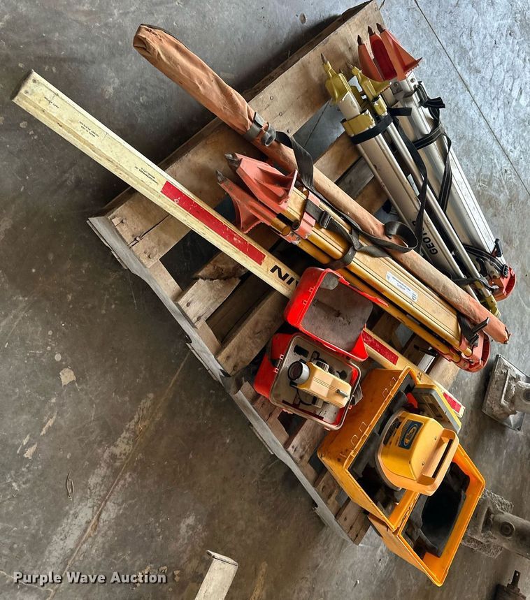 image for item JX9045 Laser leveling equipment