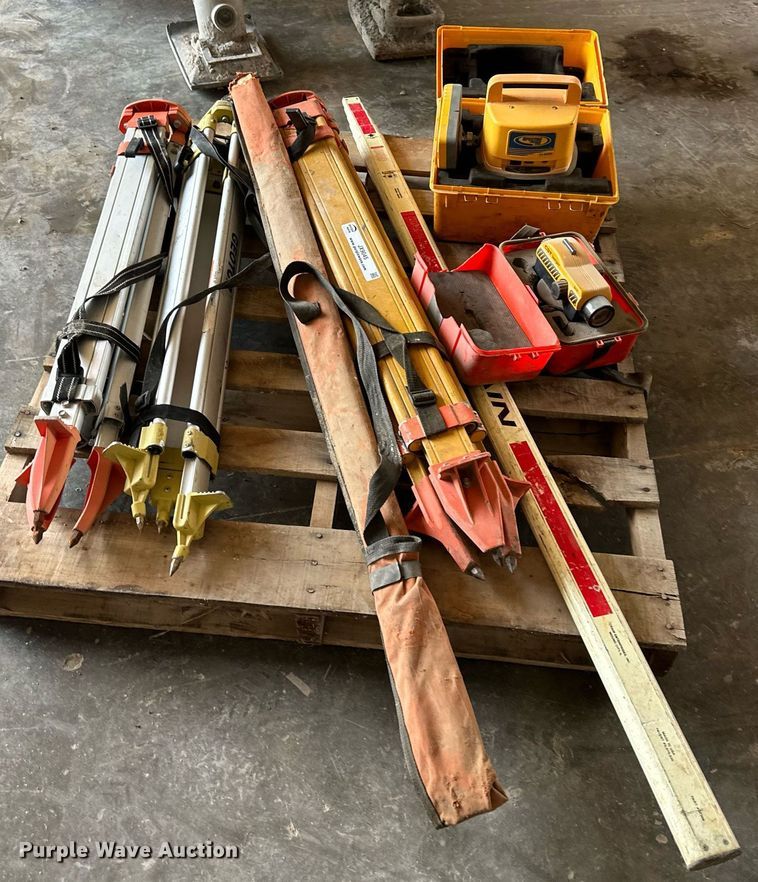 image for item JX9045 Laser leveling equipment