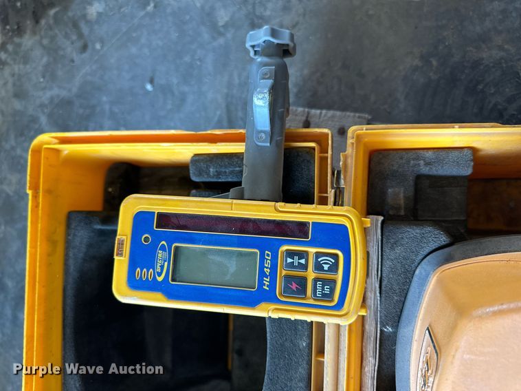 image for item JX9045 Laser leveling equipment