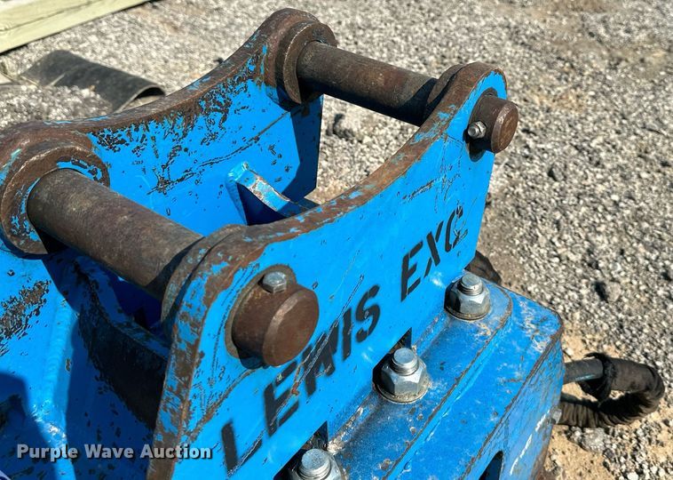 image for item JX9049 Okada OAC200  plate compactor