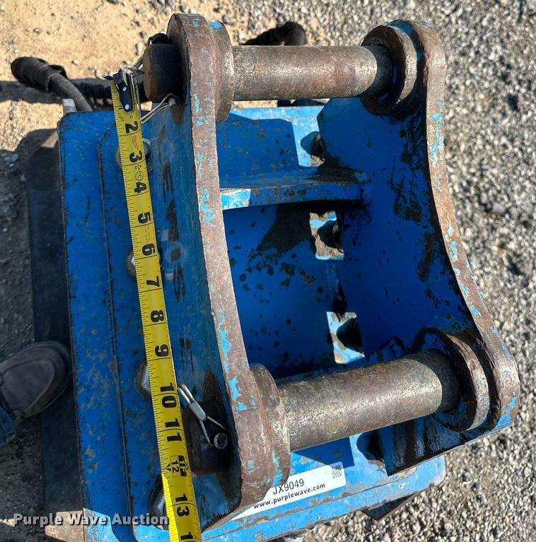 image for item JX9049 Okada OAC200  plate compactor