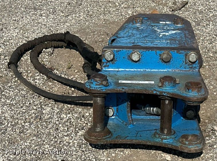 image for item JX9050 Okada  breaker