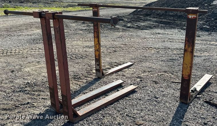 image for item JX9052 (2) swing fork sets