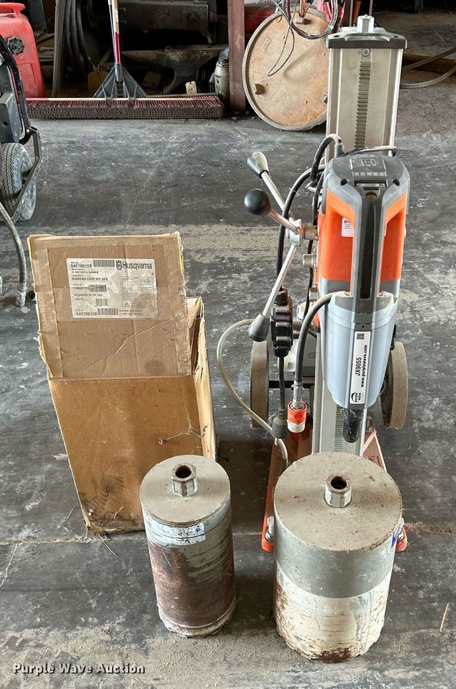 image for item JX9055 2018 Husqvarna DM340  core drill