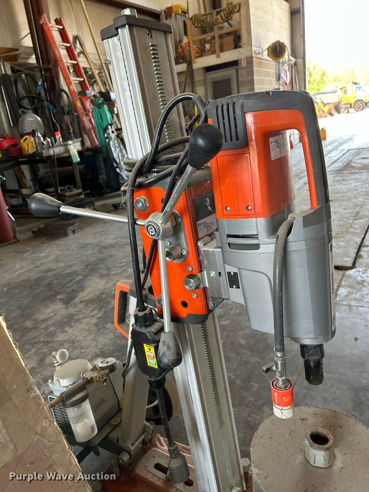 image for item JX9055 2018 Husqvarna DM340  core drill