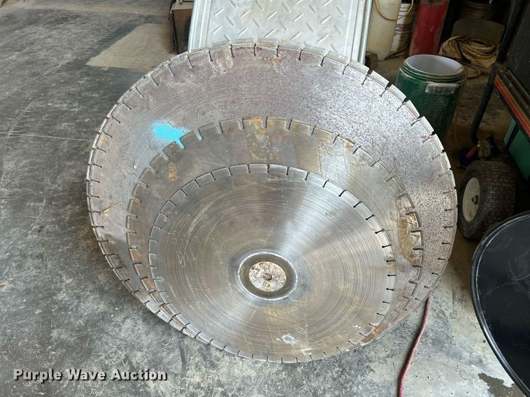 image for item JX9057 Husqvarna FS5000D  concrete saw