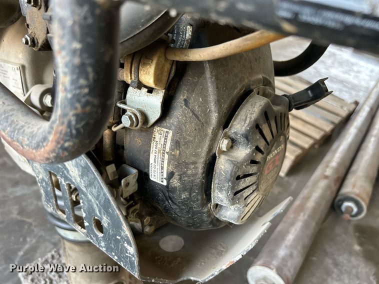 image for item JX9058 2014 Chicago Pneumatic MS590  plate compactor