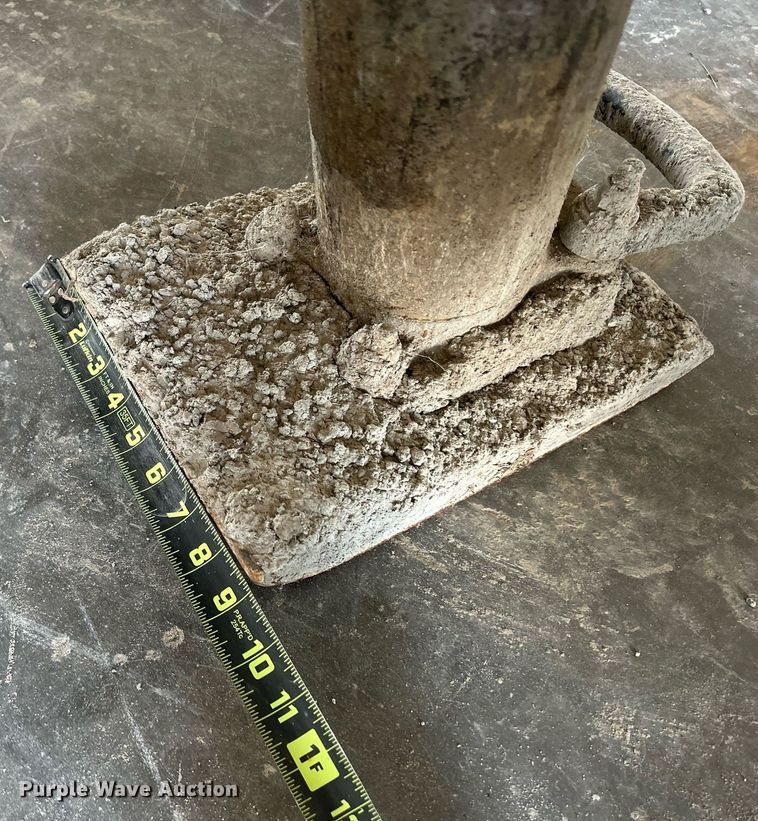 image for item JX9058 2014 Chicago Pneumatic MS590  plate compactor