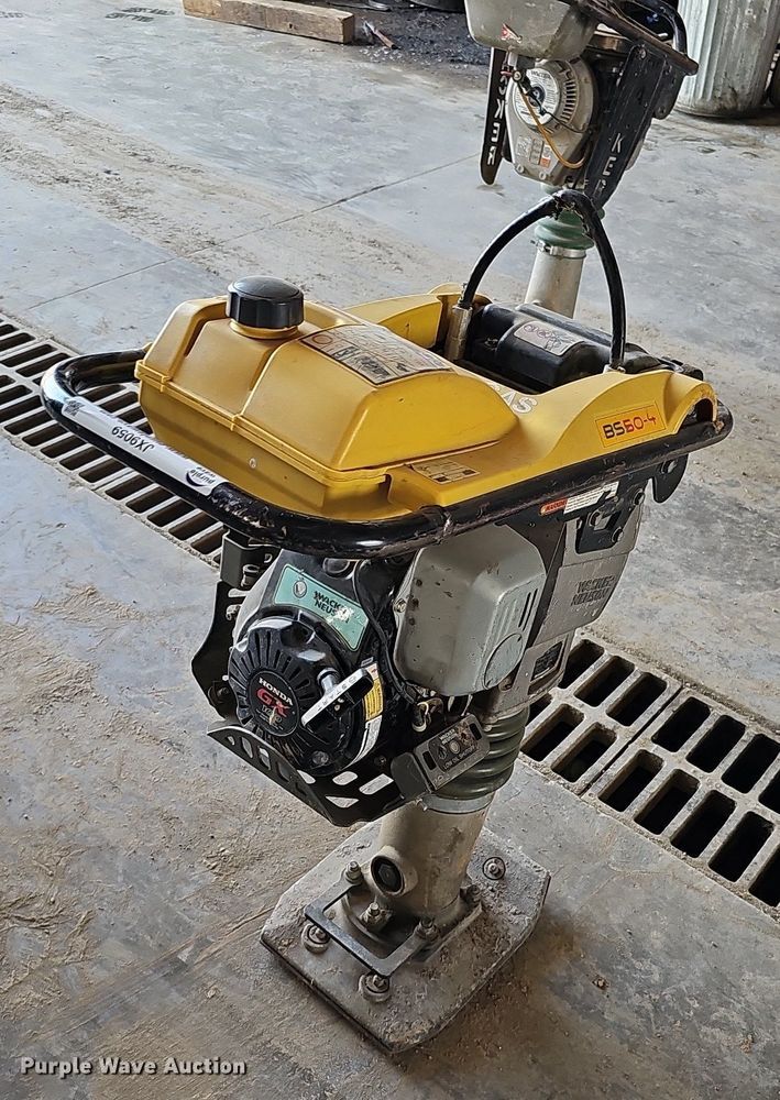 image for item JX9059 Wacker Neuson BS50-4  plate compactor