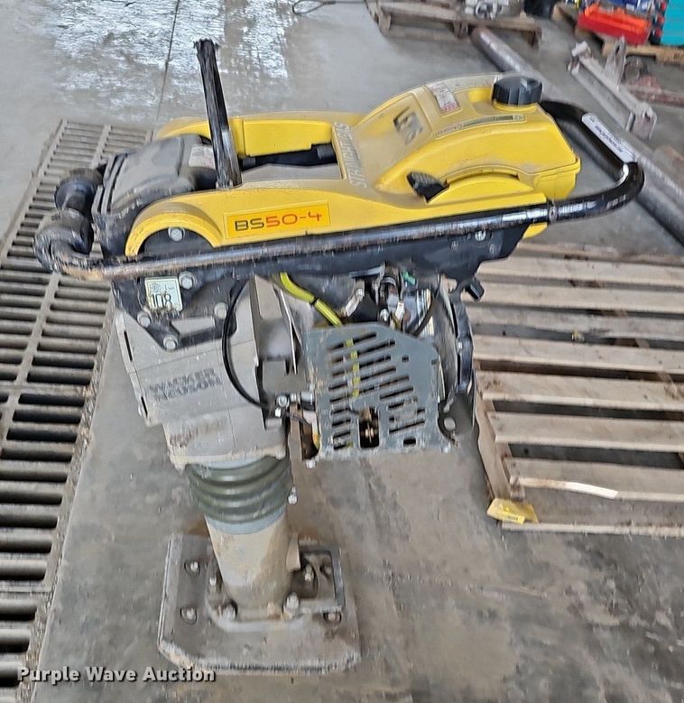 image for item JX9059 Wacker Neuson BS50-4  plate compactor