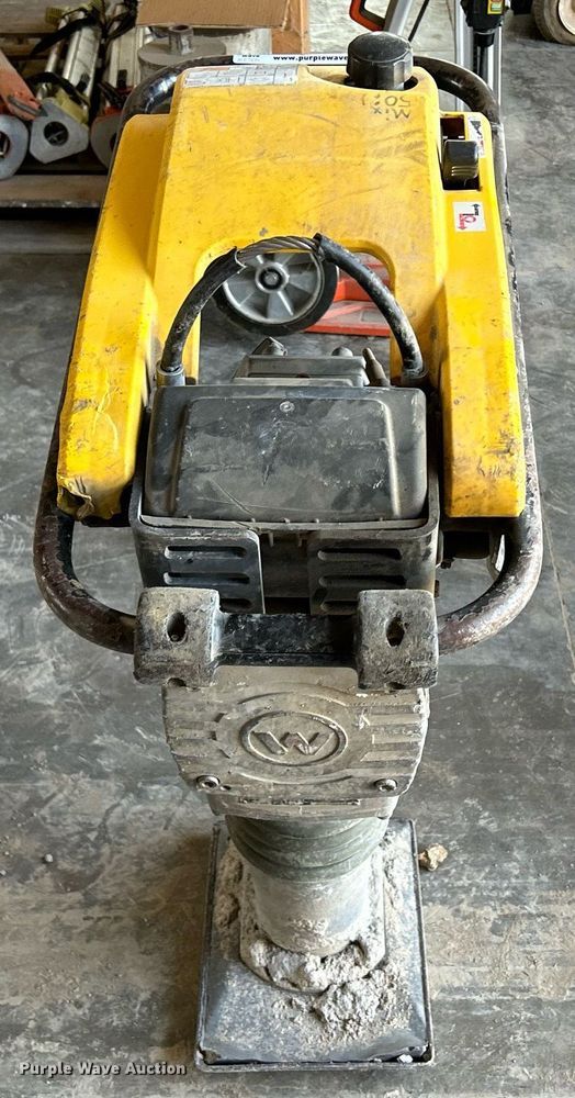 image for item JX9061 Wacker Neuson BS50-2  plate compactor