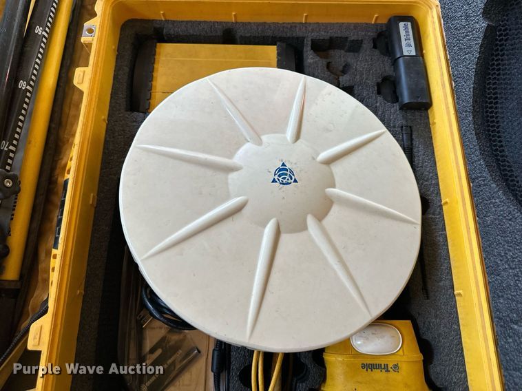 image for item JX9068 Trimble  grade control system