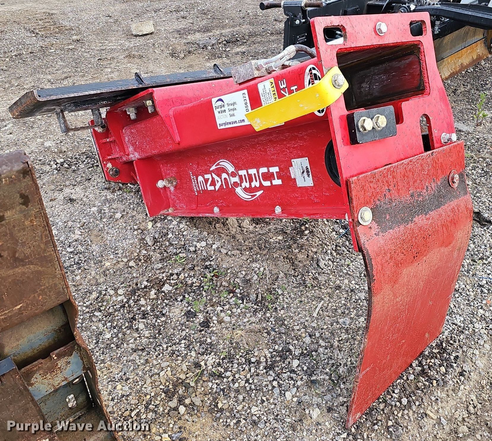 Hurricane HD3700 skid steer drop hammer in Saint Joseph, MO Item