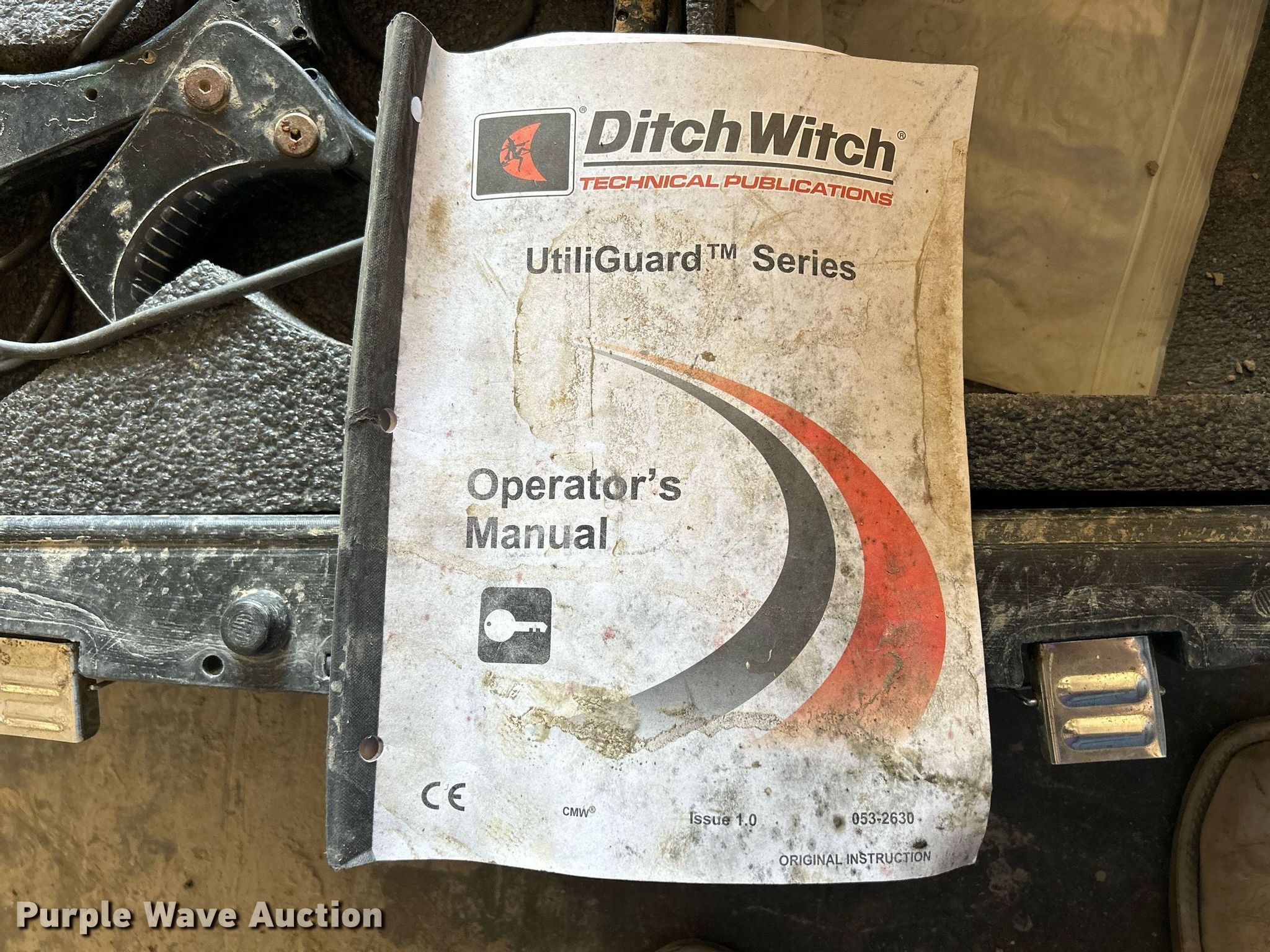 Ditch Witch Ultra Guard T5 line locator in Saint Joseph, MO | Item