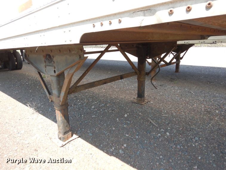 image for item AF9701 2007 Stoughton AVW-535T-S-C-AR  dry van trailer