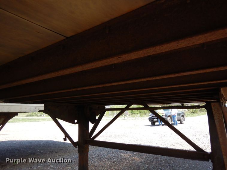 image for item AF9701 2007 Stoughton AVW-535T-S-C-AR  dry van trailer