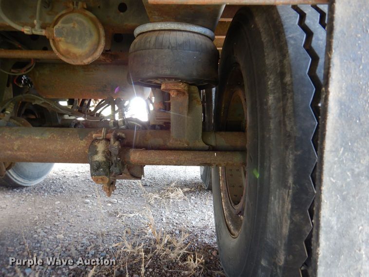 image for item AF9701 2007 Stoughton AVW-535T-S-C-AR  dry van trailer