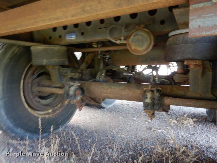 image for item AF9701 2007 Stoughton AVW-535T-S-C-AR  dry van trailer