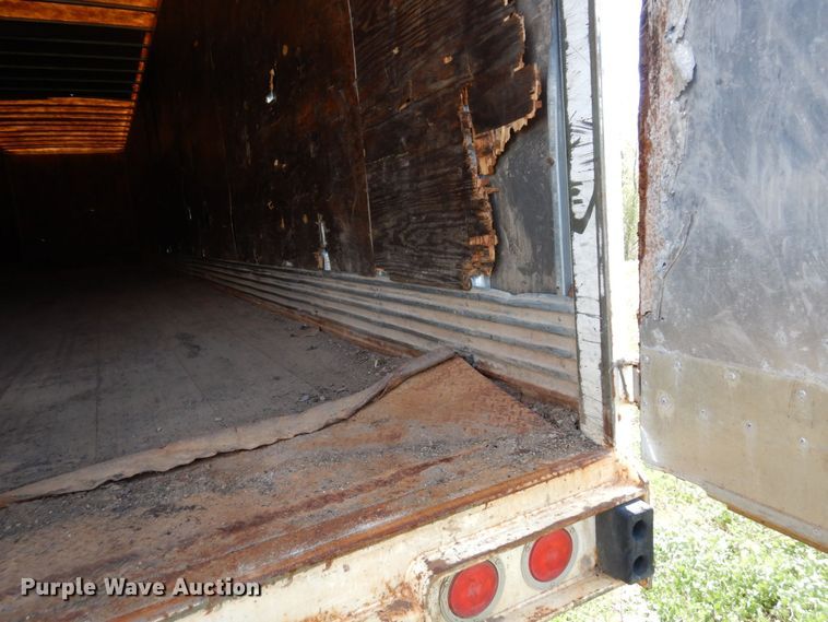 image for item AF9701 2007 Stoughton AVW-535T-S-C-AR  dry van trailer