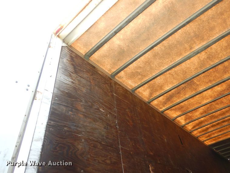 image for item AF9701 2007 Stoughton AVW-535T-S-C-AR  dry van trailer