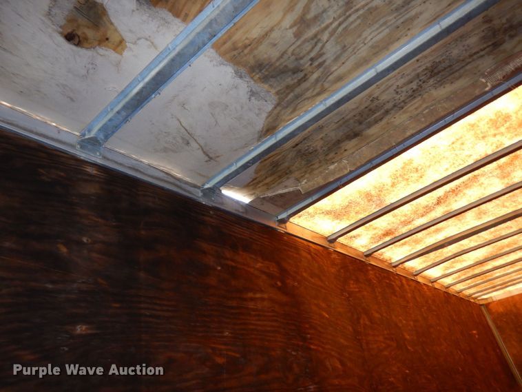 image for item AF9701 2007 Stoughton AVW-535T-S-C-AR  dry van trailer