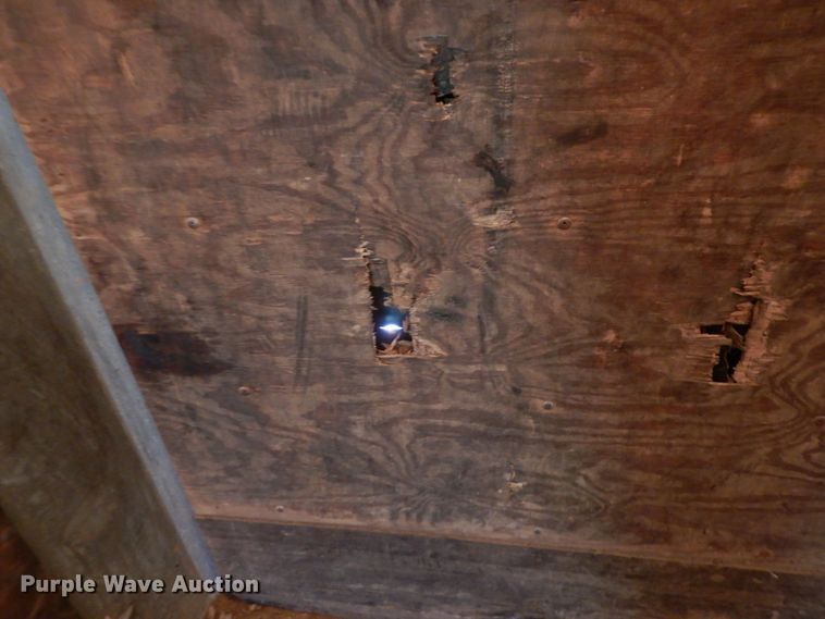 image for item AF9701 2007 Stoughton AVW-535T-S-C-AR  dry van trailer