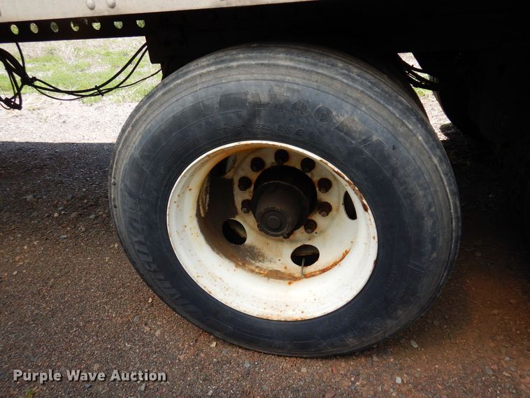 image for item AF9701 2007 Stoughton AVW-535T-S-C-AR  dry van trailer