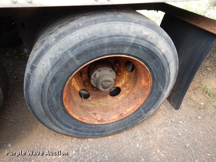 image for item AF9701 2007 Stoughton AVW-535T-S-C-AR  dry van trailer