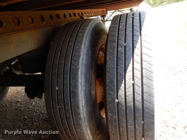 image for item AF9701 2007 Stoughton AVW-535T-S-C-AR  dry van trailer