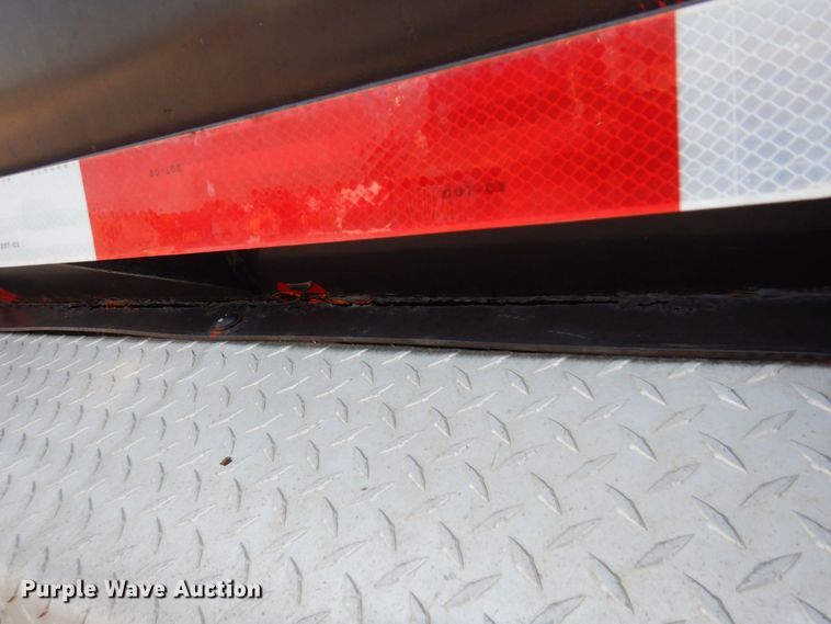 image for item AF9709 2004 Sterling L8500  dump truck