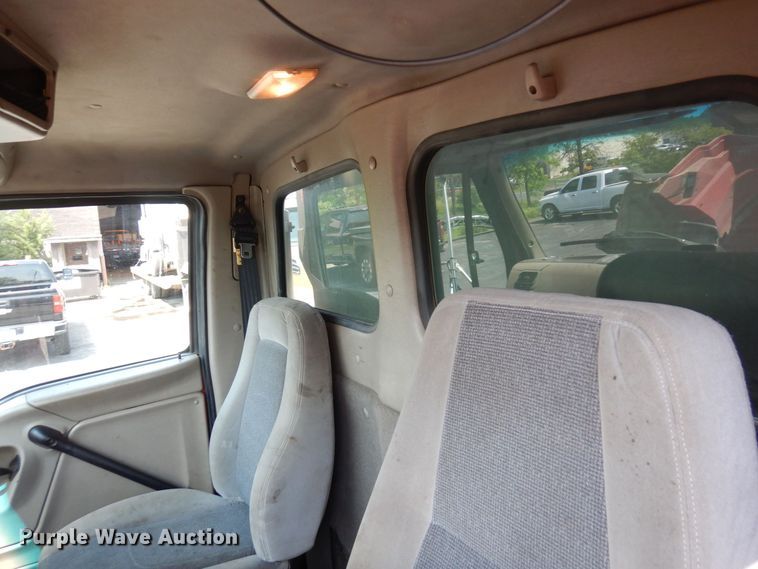 image for item AF9709 2004 Sterling L8500  dump truck