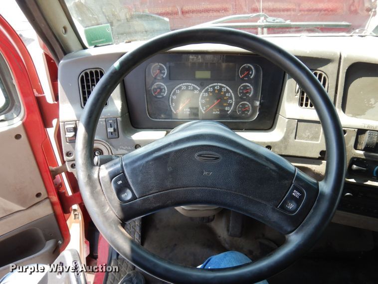 image for item AF9709 2004 Sterling L8500  dump truck