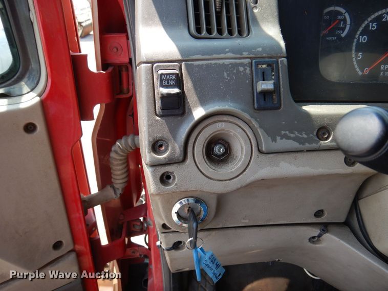 image for item AF9709 2004 Sterling L8500  dump truck