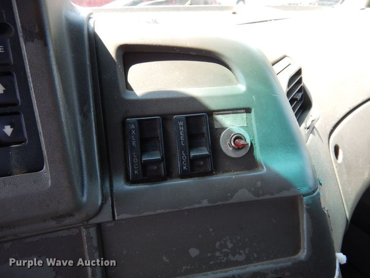 image for item AF9709 2004 Sterling L8500  dump truck