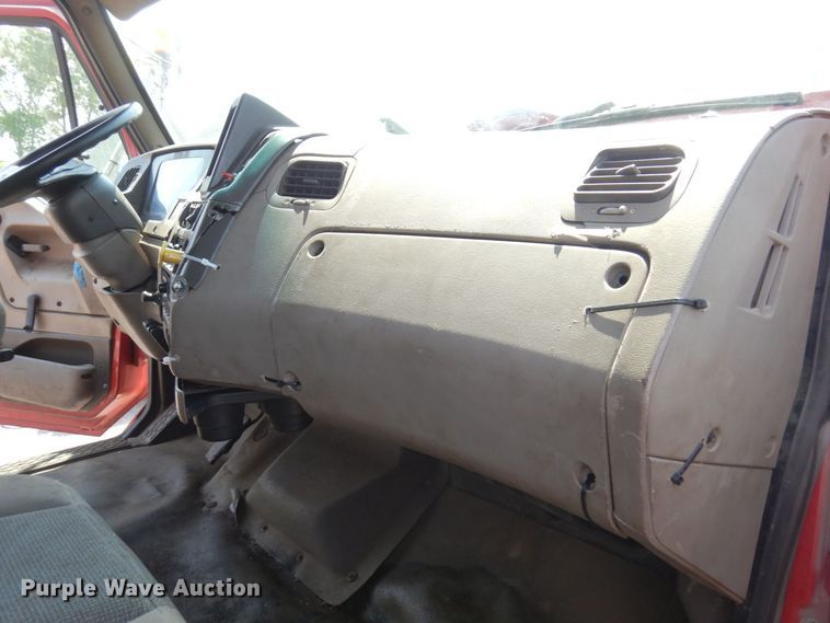 image for item AF9709 2004 Sterling L8500  dump truck