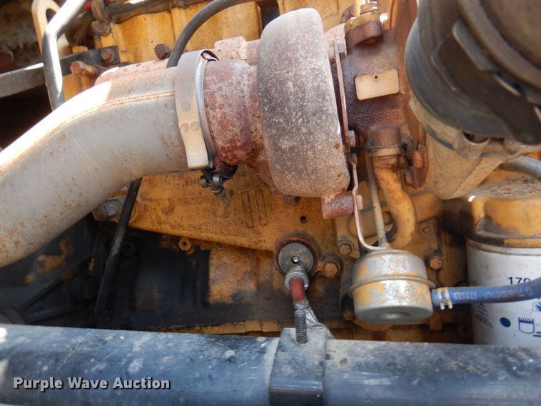 image for item AF9709 2004 Sterling L8500  dump truck